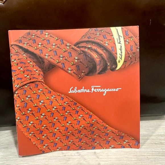 Ferragamo Brown Ombre Leather Tote 🥳HOST PICK🥳 - Picture 14 of 15